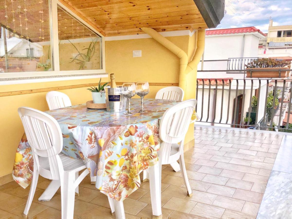 Ferienwohnung Tiziana Giardini-Naxos Exterior foto