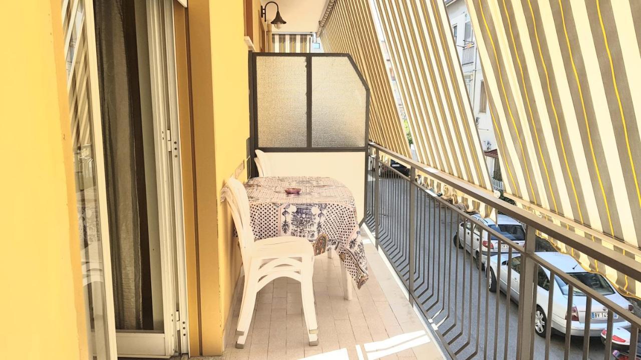 Ferienwohnung Tiziana Giardini-Naxos Exterior foto