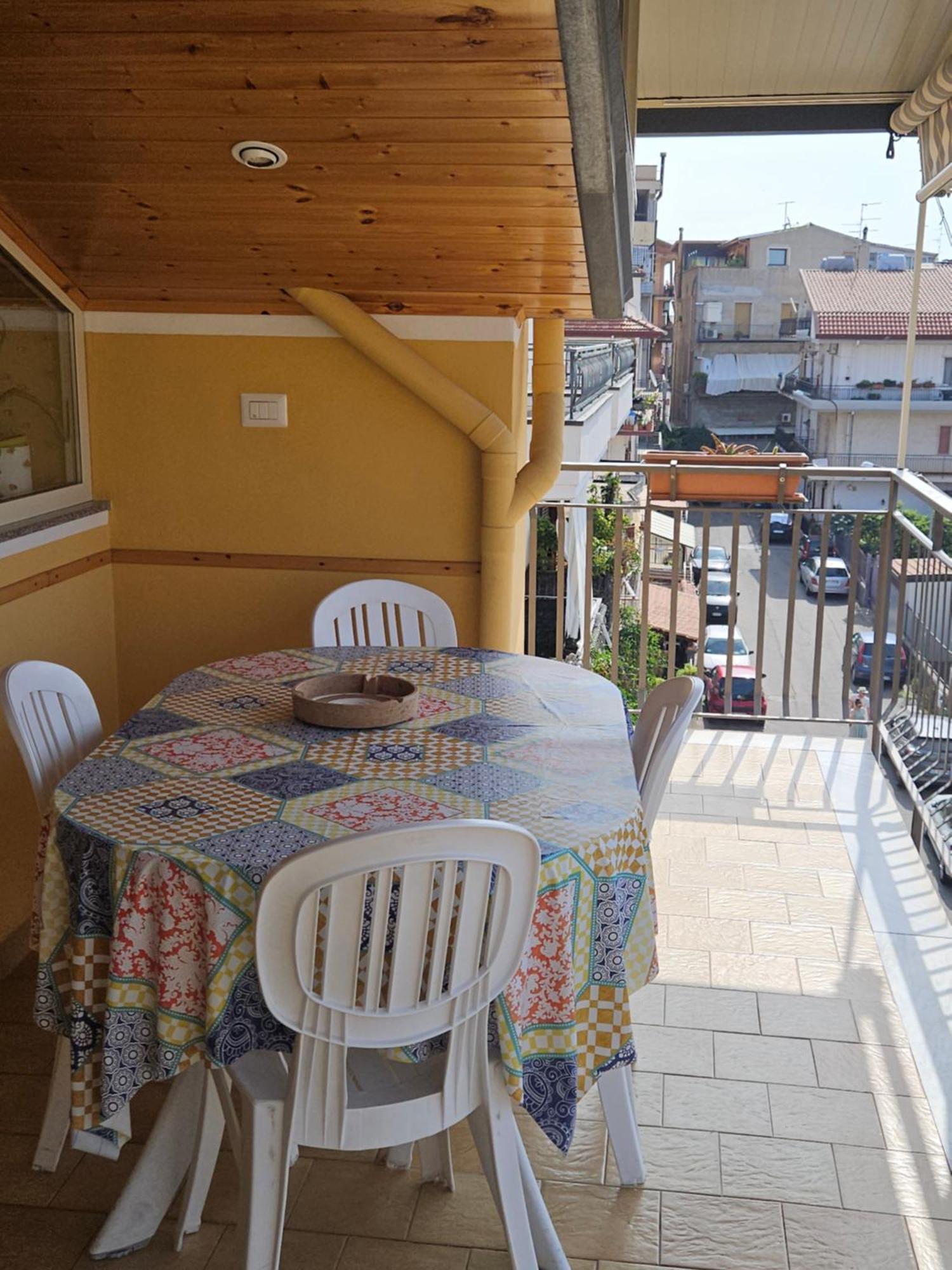 Ferienwohnung Tiziana Giardini-Naxos Exterior foto
