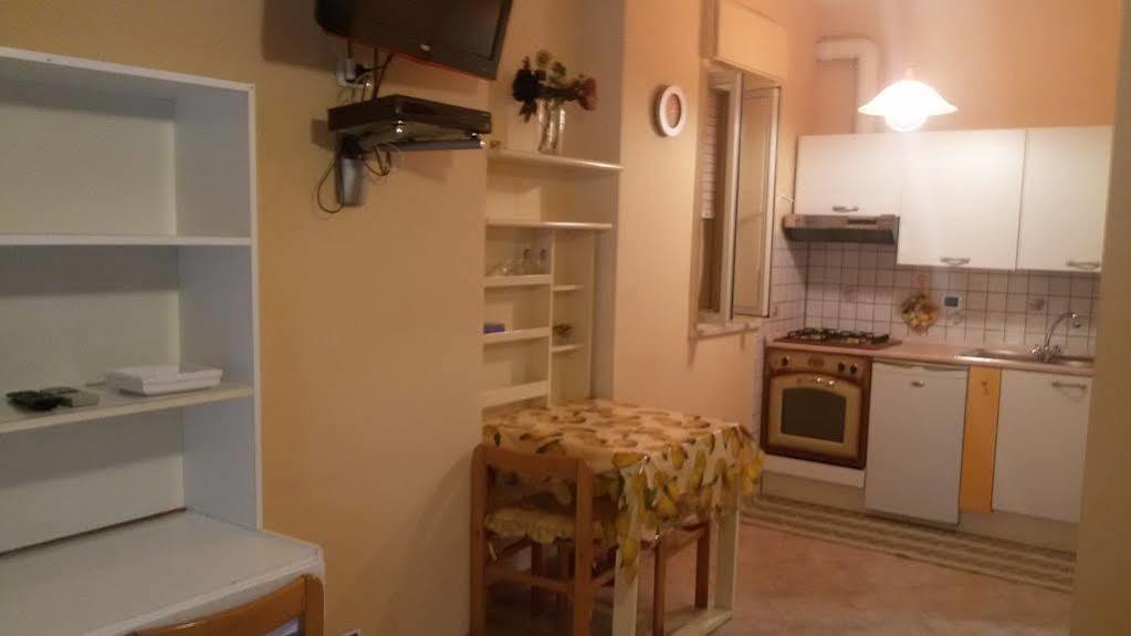 Ferienwohnung Tiziana Giardini-Naxos Exterior foto
