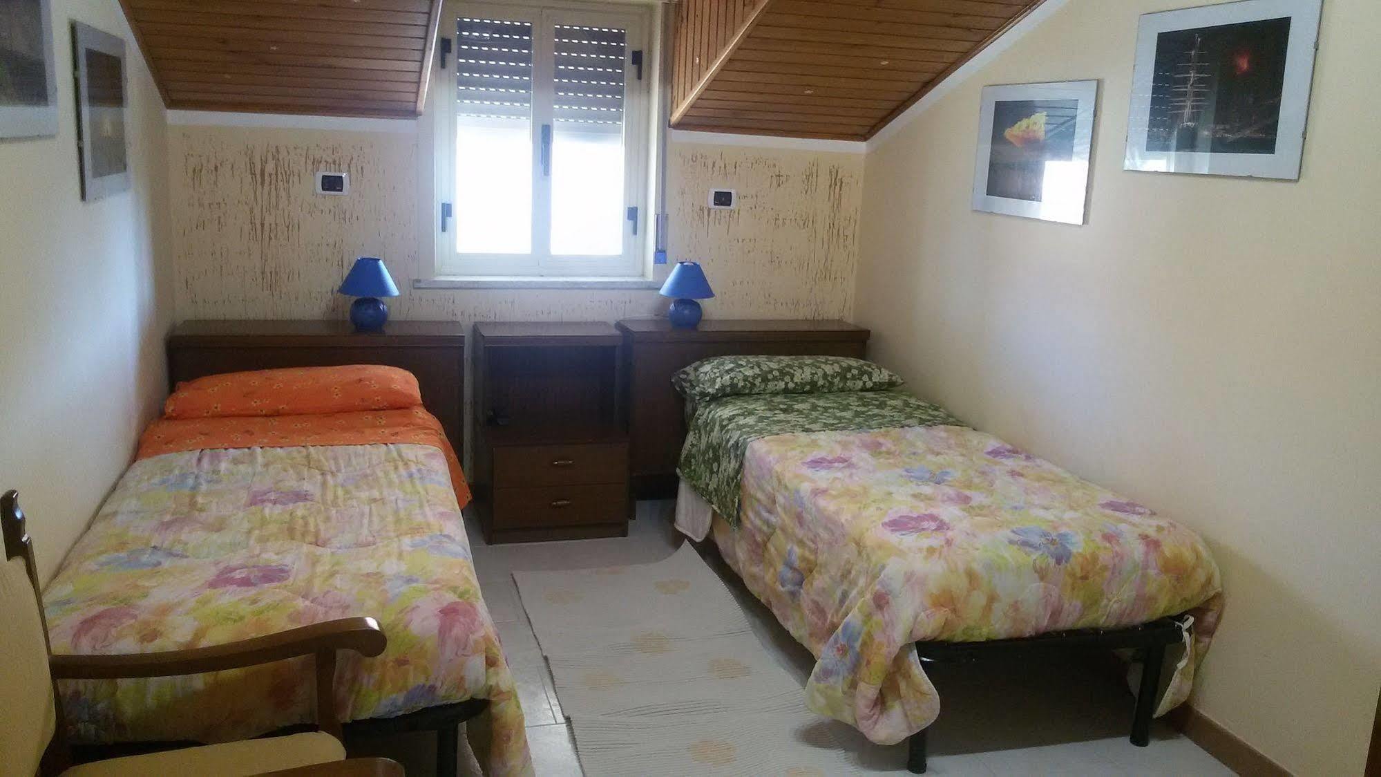 Ferienwohnung Tiziana Giardini-Naxos Exterior foto